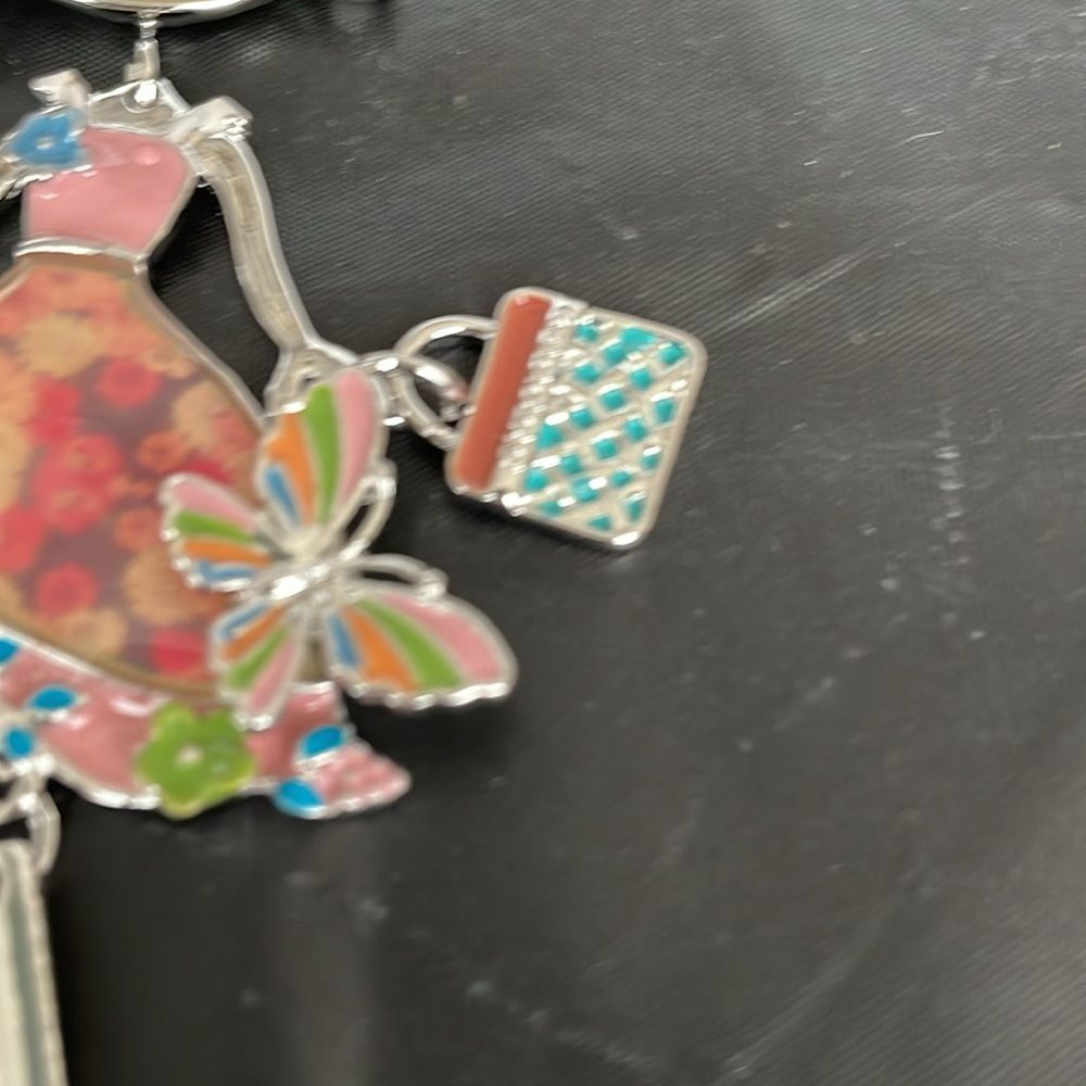 SO CUTE ARTICULATED PENDANT - Picture 3 of 5